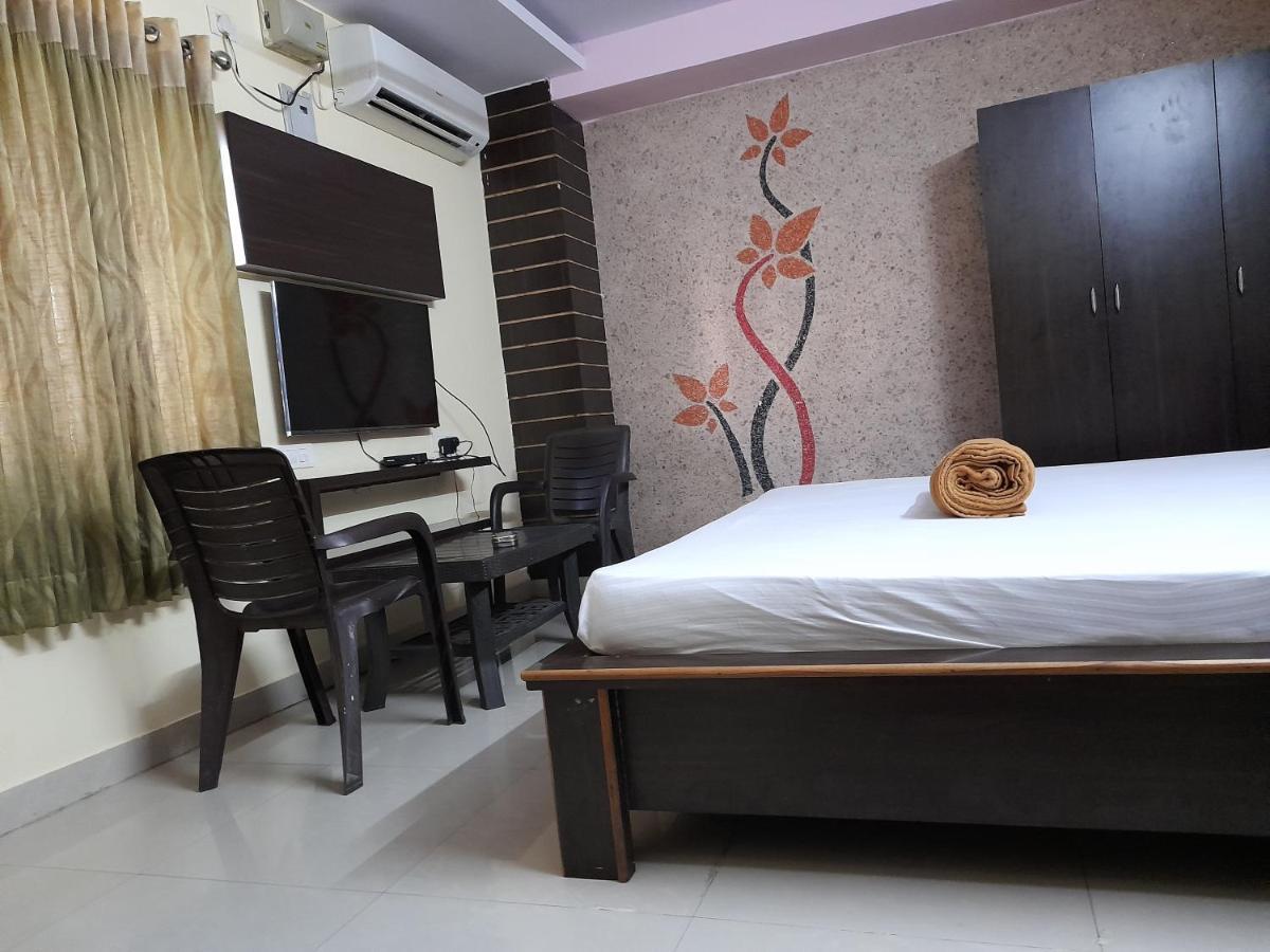 Hotel Maruthi Residency Inn L B Nagar Sururnagar Exterior photo